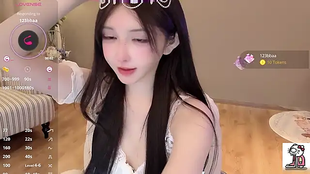 Snapshot of Hahaha_ha2 chatting on 11/16/25, 01:28 Hahaha ha2 online show from 11/16/25, 01:28