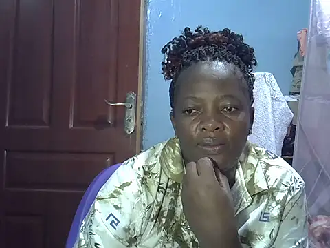 Ebonyceline online show from 04/21/26, 07:39