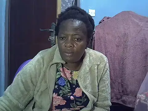 Snapshot of Ebonyceline chatting on 05/01/26, 08:02 Ebonyceline online show from 05/01/26, 08:02