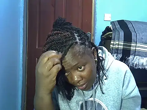 Snapshot of Ebonyceline chatting on 05/16/26, 06:50 Ebonyceline online show from 05/16/26, 06:50