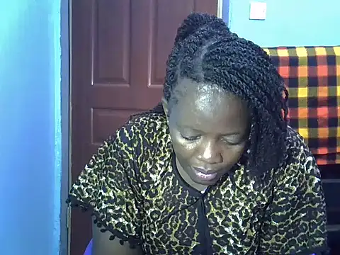 Snapshot of Ebonyceline chatting on 05/21/26, 08:05 Ebonyceline online show from 05/21/26, 08:05