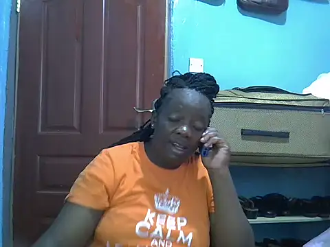 Snapshot of Ebonyceline chatting on 05/25/26, 08:09 Ebonyceline online show from 05/25/26, 08:09