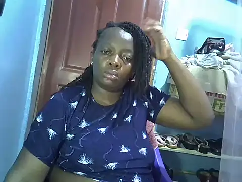 Snapshot of Ebonyceline chatting on 06/01/26, 07:37 Ebonyceline online show from 06/01/26, 07:37