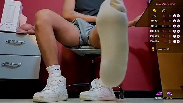 TomLover 12 online show from 01/08/26, 12:46