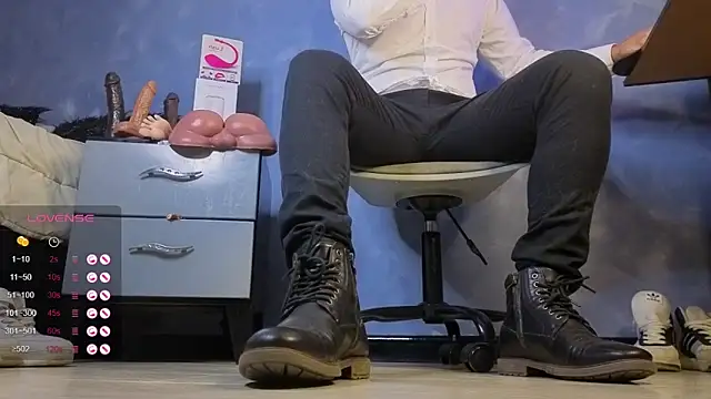 TomLover 12 online show from 03/02/26, 12:24