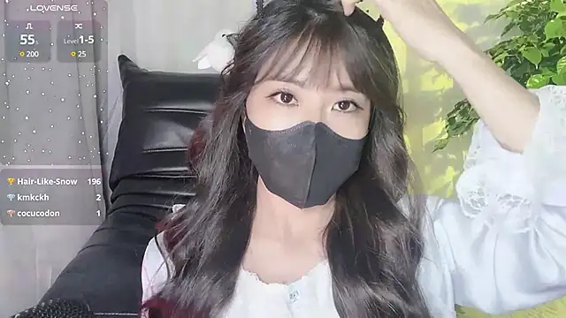 Mya Lee online show from 12/05/24, 06:55