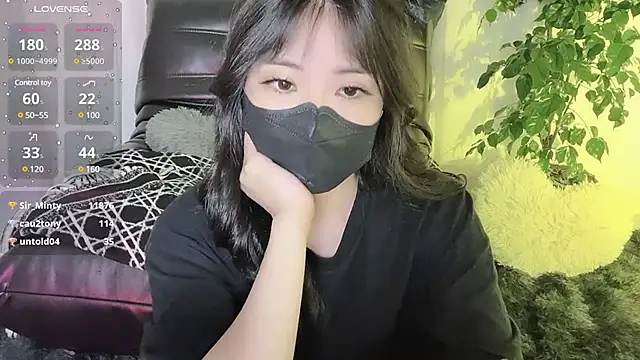 Mya Lee online show from 01/03/25, 06:46