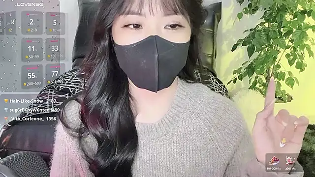 Mya Lee online show from 01/04/25, 07:23