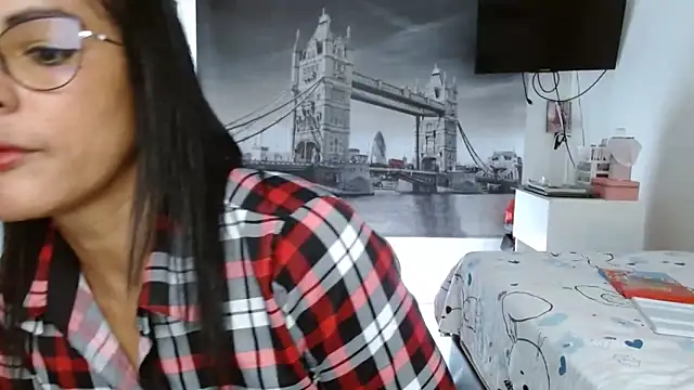 kateleyagrey online show from 01/28/25, 09:08