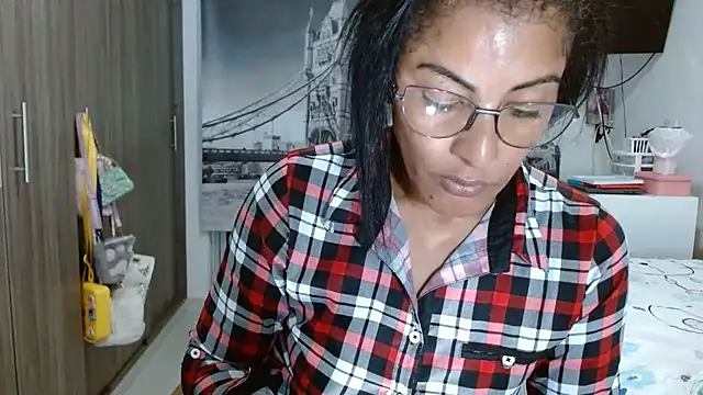 kateleyagrey online show from 02/04/25, 02:07