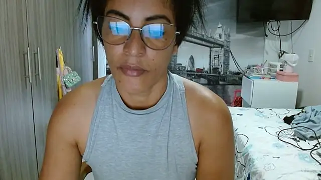 kateleyagrey online show from 02/09/25, 11:47