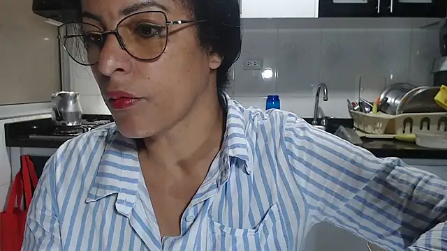 kateleyagrey online show from 09/15/25, 01:22