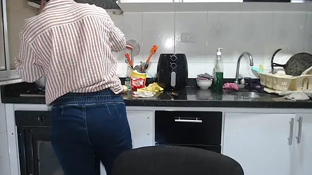 kateleyagrey online show from 03/21/26, 10:24