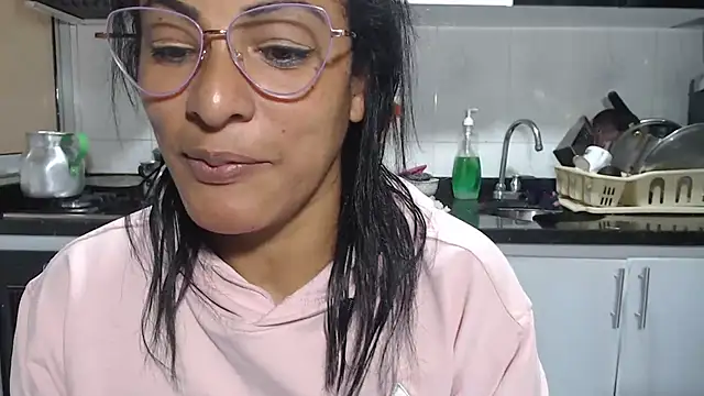 kateleyagrey online show from 04/10/26, 06:45