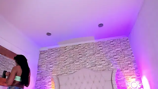 Lucia-sex online show from 01/14/26, 06:24