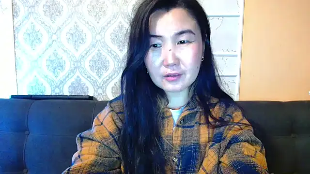 Snapshot of Bet_Lu chatting on 12/22/24, 01:22 Bet Lu online show from 12/22/24, 01:22