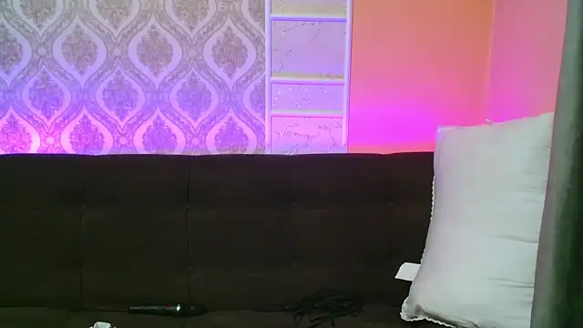 Snapshot of Bet_Lu chatting on 01/16/25, 02:19 Bet Lu online show from 01/16/25, 02:19