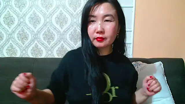 Snapshot of Bet_Lu chatting on 02/10/25, 03:21 Bet Lu online show from 02/10/25, 03:21