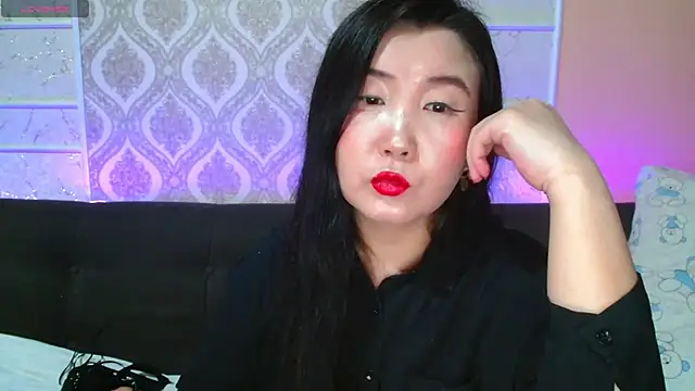 Snapshot of Bet_Lu chatting on 03/04/25, 12:39 Bet Lu online show from 03/04/25, 12:39