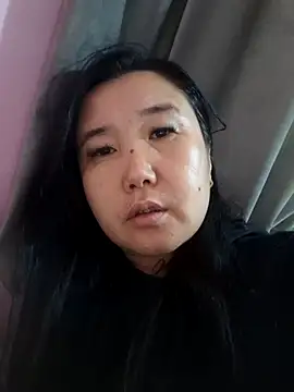 Snapshot of Bet_Lu chatting on 10/02/25, 05:36 Bet Lu online show from 10/02/25, 05:36