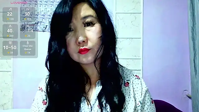 Snapshot of Bet_Lu chatting on 05/22/26, 03:28 Bet Lu online show from 05/22/26, 03:28