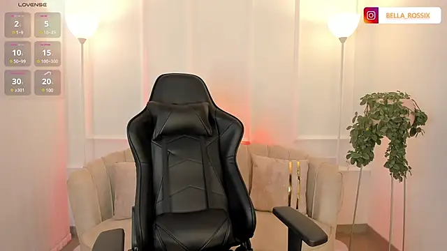 Snapshot of BellaRossii chatting on 02/06/25, 02:15 BellaRossii online show from 02/06/25, 02:15