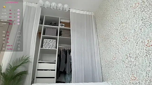 Evan  White  online show from 09/14/25, 06:01