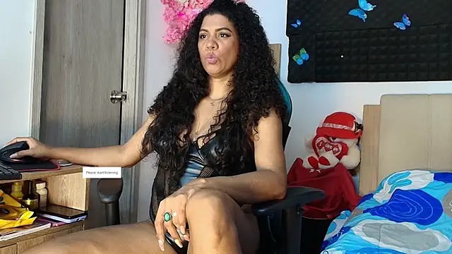 Hot Brunette34 online show from 04/13/26, 11:43