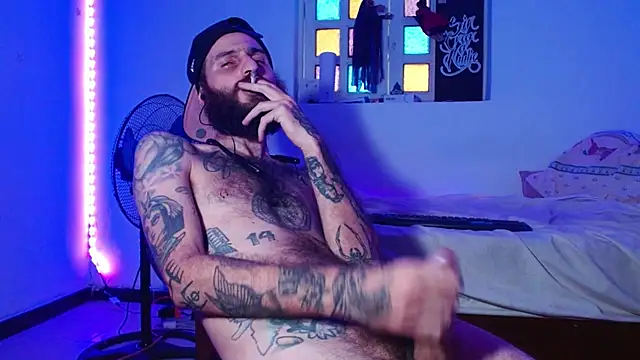 Tatted21xxx online show from 10/23/25, 09:13