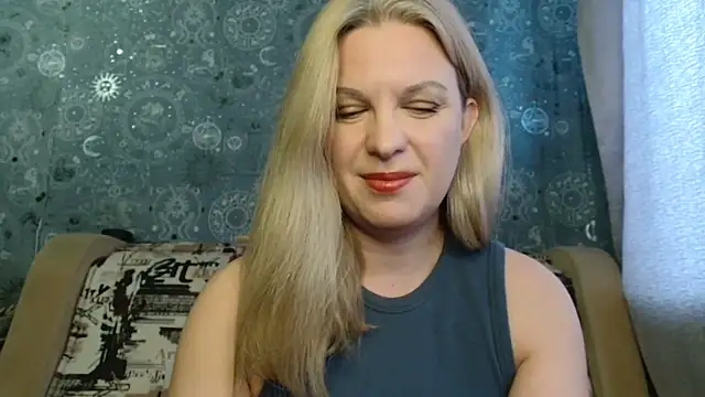 BlondeFox online show from 12/03/25, 05:04