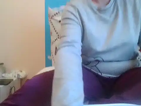 RealLittleRedRidingHood online show from 01/18/26, 02:54