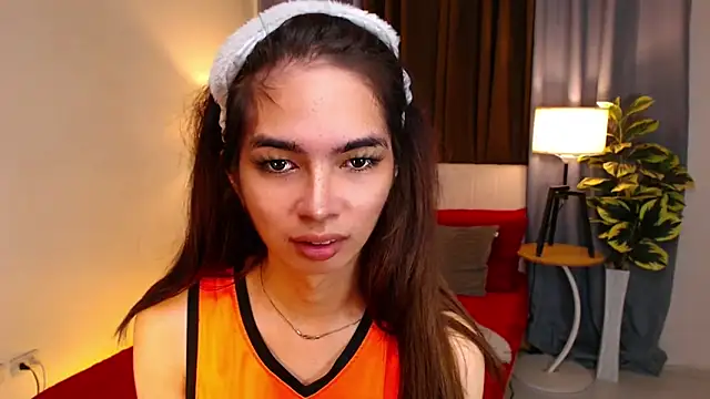 AlluringKIRSTEN online show from 02/01/26, 07:56