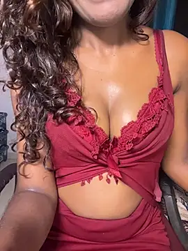 Snapshot of Indian-Squirt chatting on 04/20/26, 07:15 Indian-Squirt online show from 04/20/26, 07:15