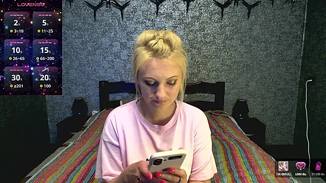 Snapshot of annagreeneyess chatting on 05/17/26, 11:28 annagreeneyess online show from 05/17/26, 11:28