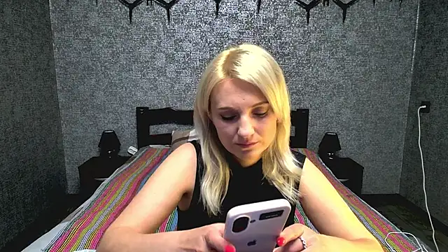 Snapshot of annagreeneyess chatting on 05/23/26, 12:31 annagreeneyess online show from 05/23/26, 12:31