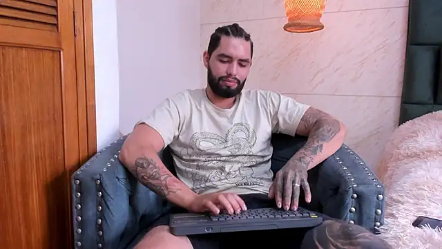 matteosantos online show from 02/22/25, 02:41