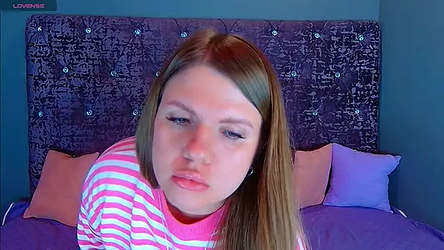 Snapshot of NoraBigAss chatting on 01/27/25, 05:36 NoraBigAss online show from 01/27/25, 05:36
