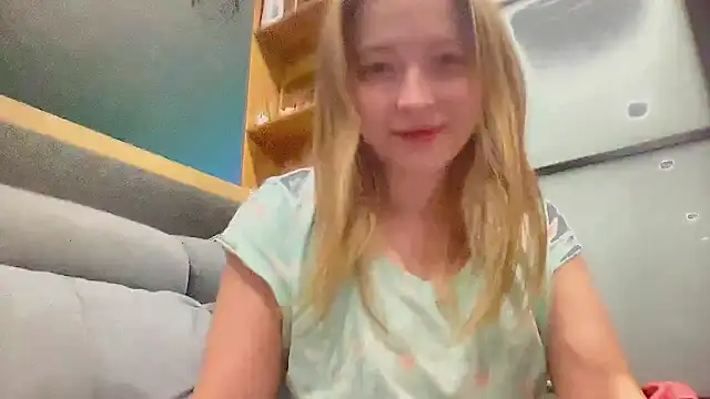 CharmingSarah online show from 12/15/24, 05:31