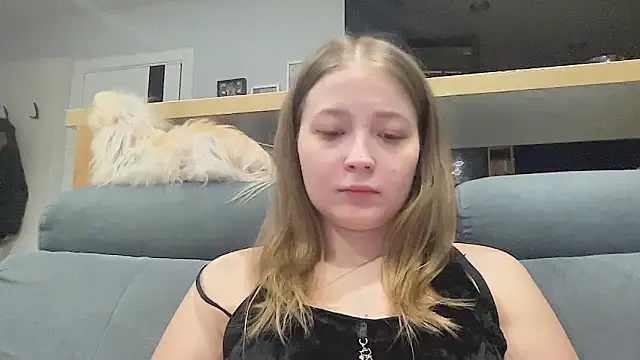 CharmingSarah online show from 03/04/26, 05:08