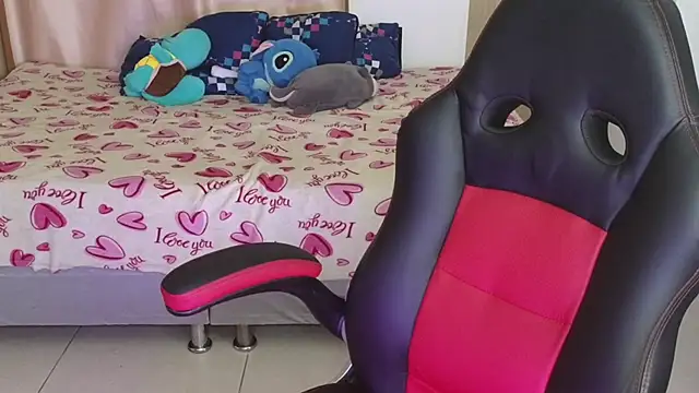  anastasia online show from 02/16/25, 10:43