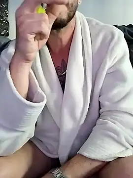 LoGaNfree88 online show from 01/25/25, 05:08