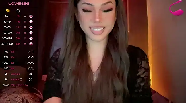 Snapshot of madam_agnes1 chatting on 12/24/24, 12:33 madam agnes1 online show from 12/24/24, 12:33