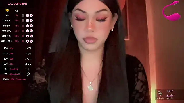 Snapshot of madam_agnes1 chatting on 09/17/25, 10:39 madam agnes1 online show from 09/17/25, 10:39