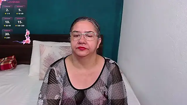 scaelettdubois online show from 10/02/25, 12:06