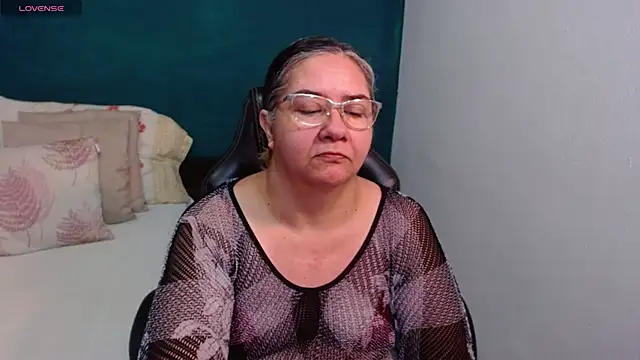 scaelettdubois online show from 04/22/26, 01:52