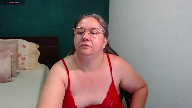 scaelettdubois online show from 07/12/26, 10:23
