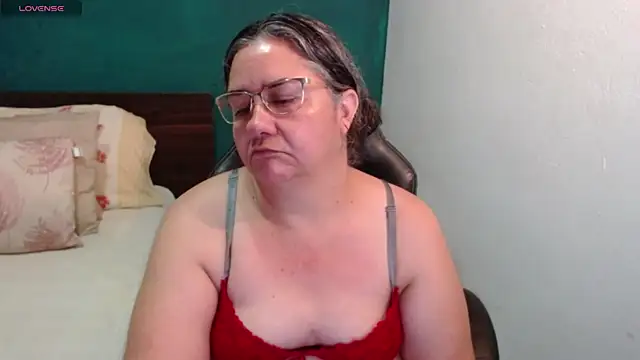 scaelettdubois online show from 07/19/26, 11:41