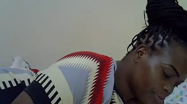 Snapshot of Naughty_Laurah chatting on 02/06/25, 02:48 Naughty Laurah online show from 02/06/25, 02:48