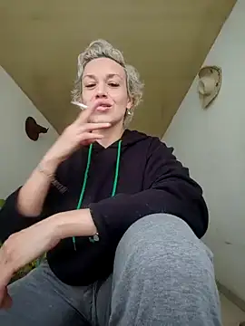 Snapshot of sexymarilyncolombia chatting on 02/11/25, 12:16 sexymarilyncolombia online show from 02/11/25, 12:16