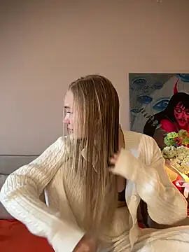 Snapshot of MariaTull chatting on 02/06/26, 07:23 MariaTull online show from 02/06/26, 07:23